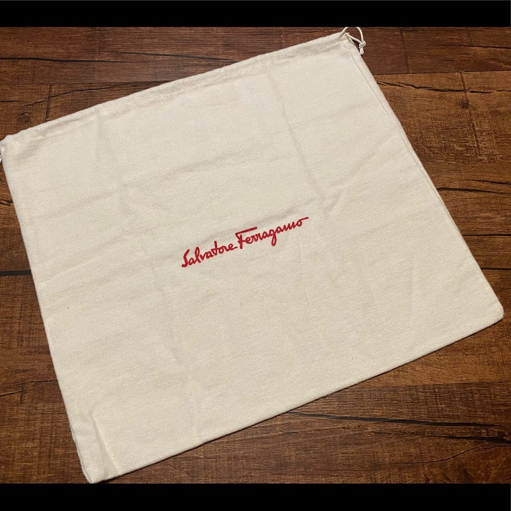 12x14 Ferragamo Dustbag
